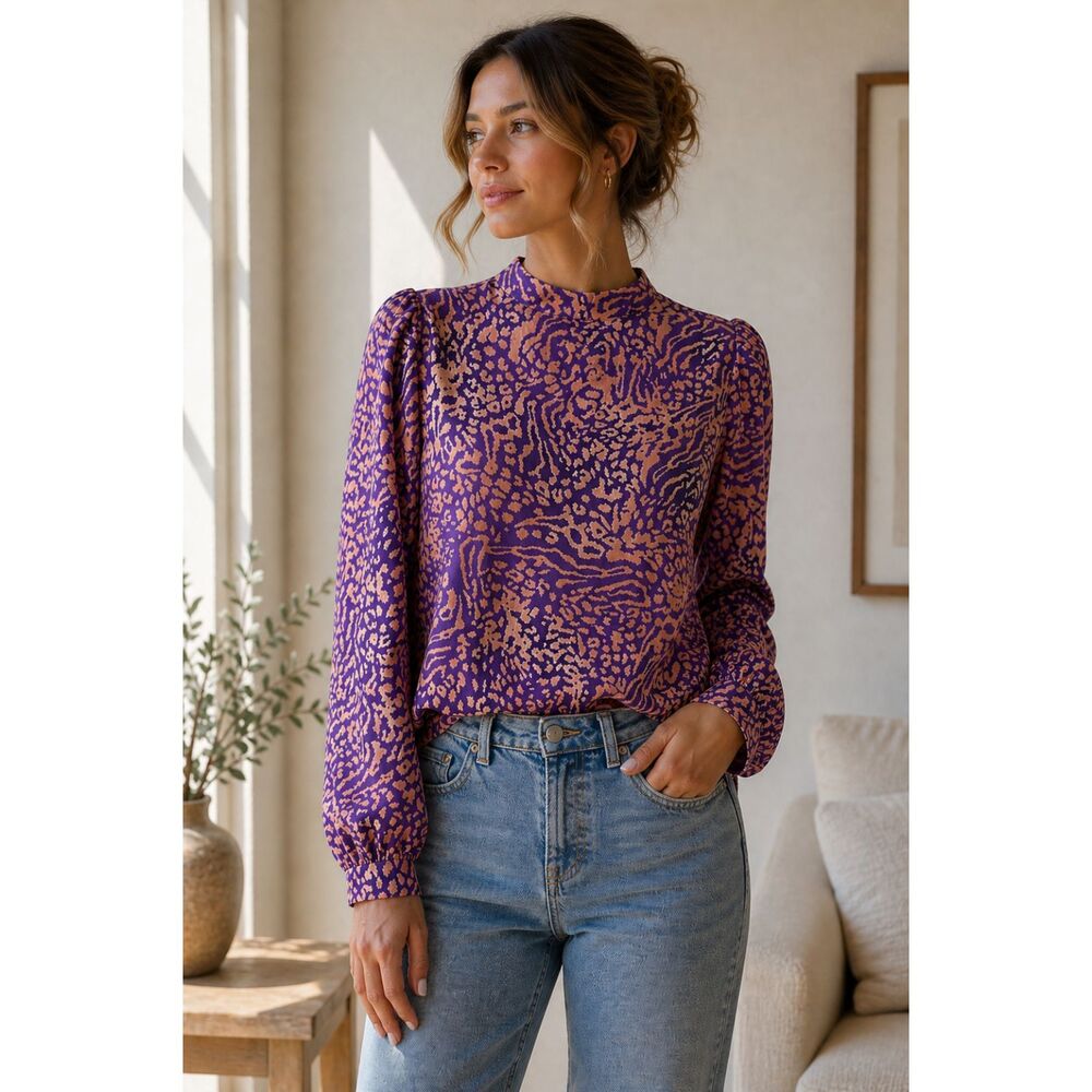 SAYLOR Animal Print‎ Satin Blouse Purple Large